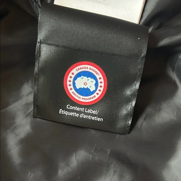 Canada Goose Dark Blue Performance Jacket - Picture 3 of 7